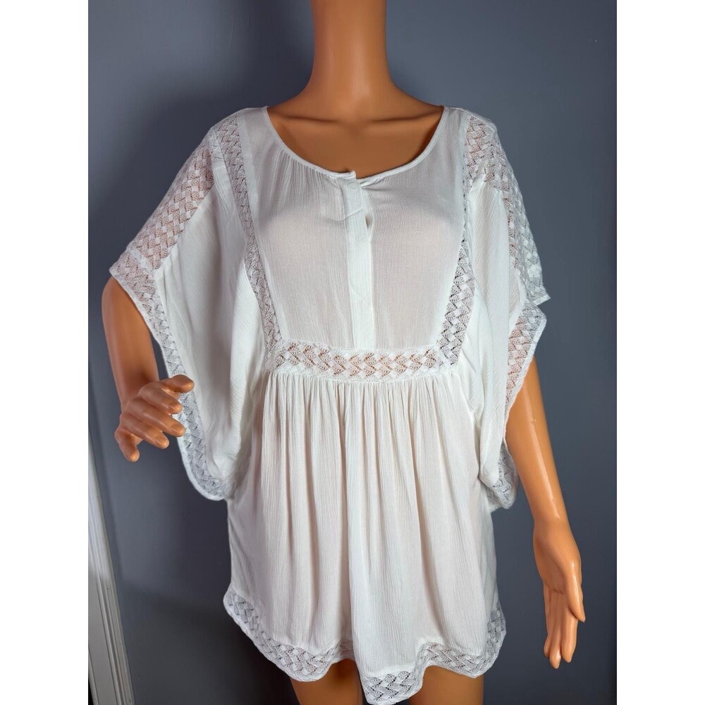 Two by Vince Camuto White Lace Poncho Blouse Top Large NWT Rayon Boho Tunic.